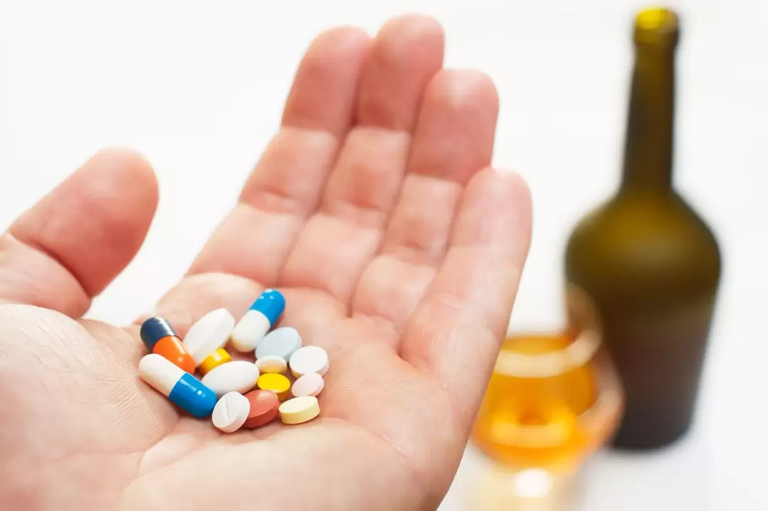 Je možné kombinovať antibiotiká a alkohol