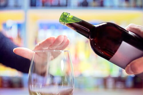 Odmietnutie alkoholu
