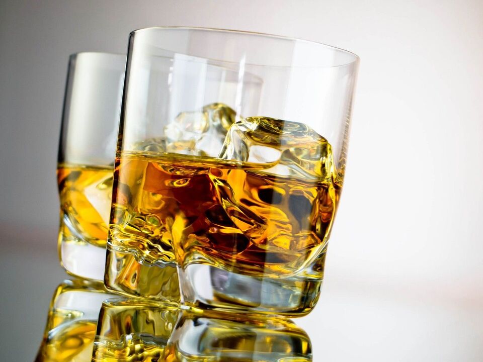 Alkohol, ktorý spôsobuje u žien fyzickú a psychickú závislosť